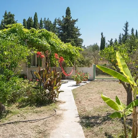 Joya's Little Farm Feriehus *
